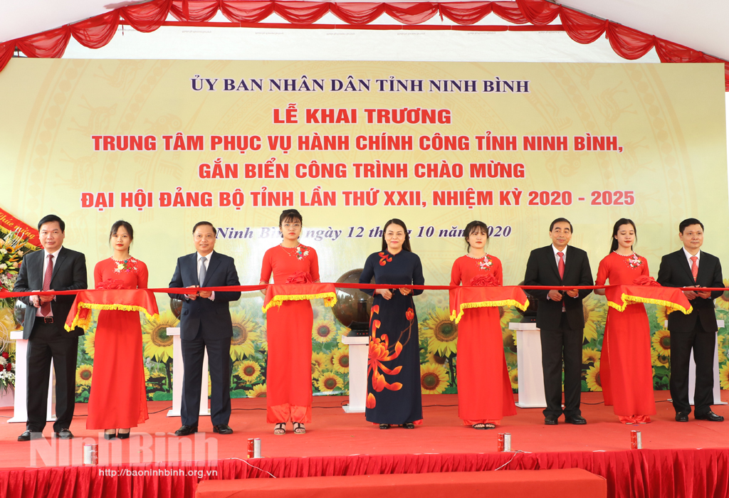 Khai trương Trung tâm Phục vụ hành chính công tỉnh Ninh Bình
