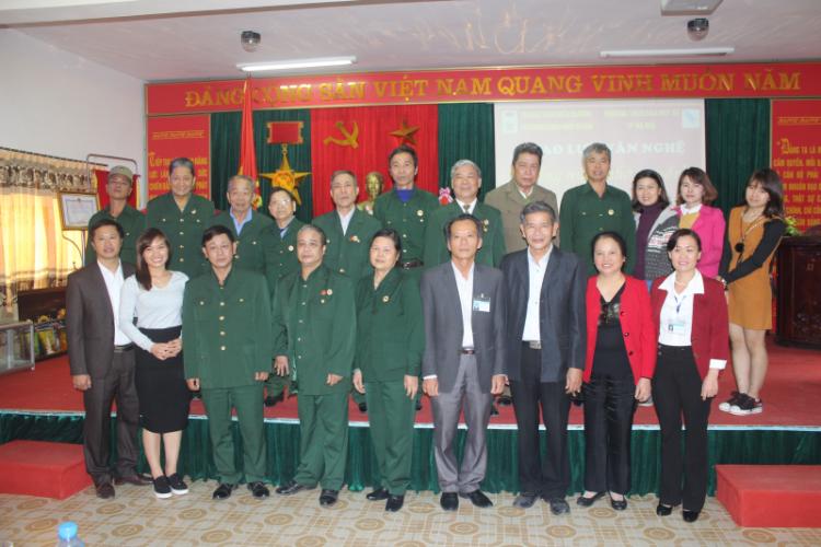 Hoạt động “Về nguồn” của học sinh Trường trung học cơ sở Đào Duy Từ - Hà Nội với Trung tâm điều dưỡng thương binh Nho Quan